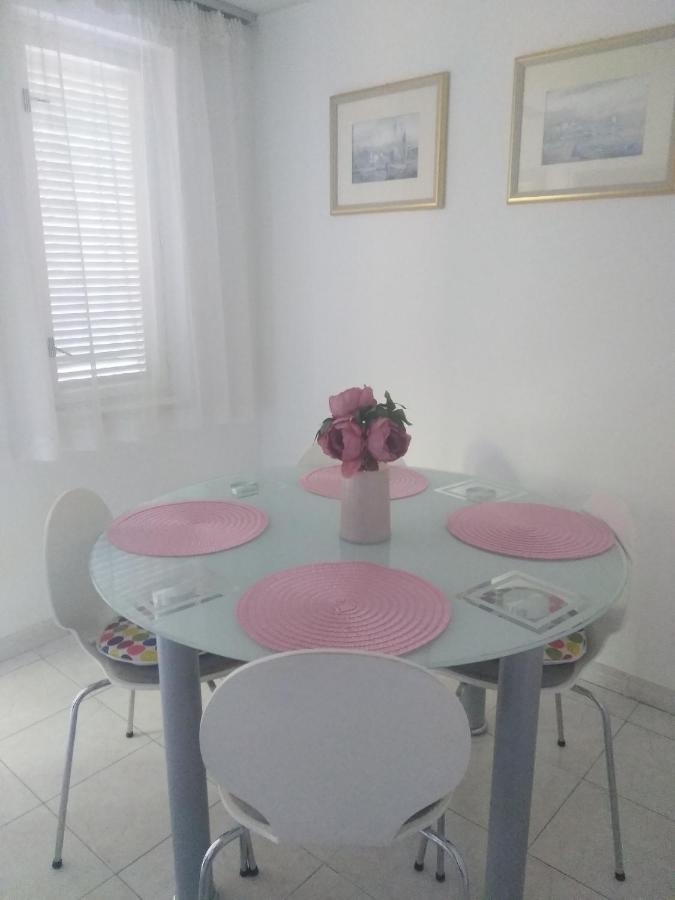 אומאג Apartment Marija מראה חיצוני תמונה